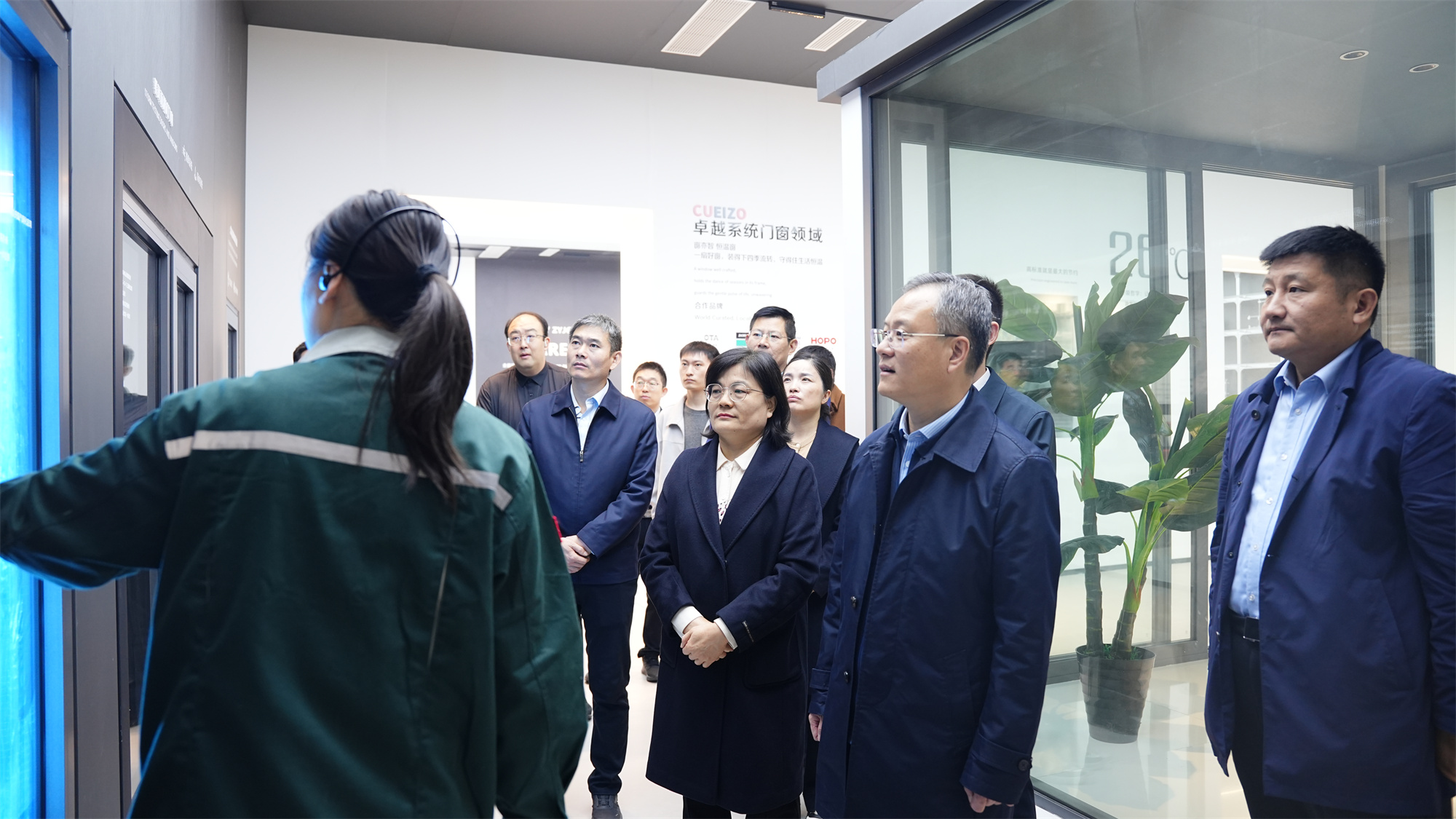 省工信廳總工程師、二級巡視員孫京軍一行 蒞臨卓越精工調(diào)研指導(dǎo)